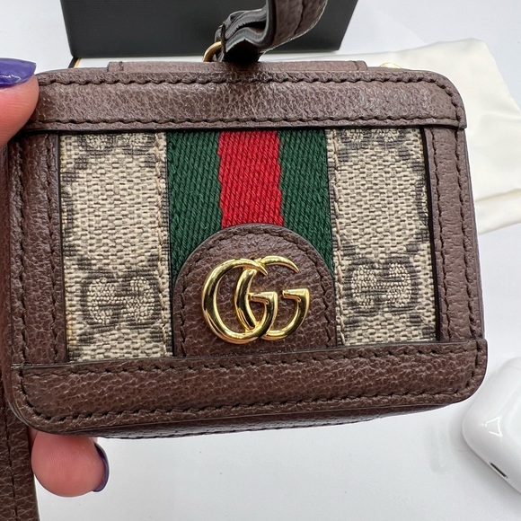 Brand new Gucci gg Supreme Ophidia AirPod pro case with lanyard - Picture 2 of 11